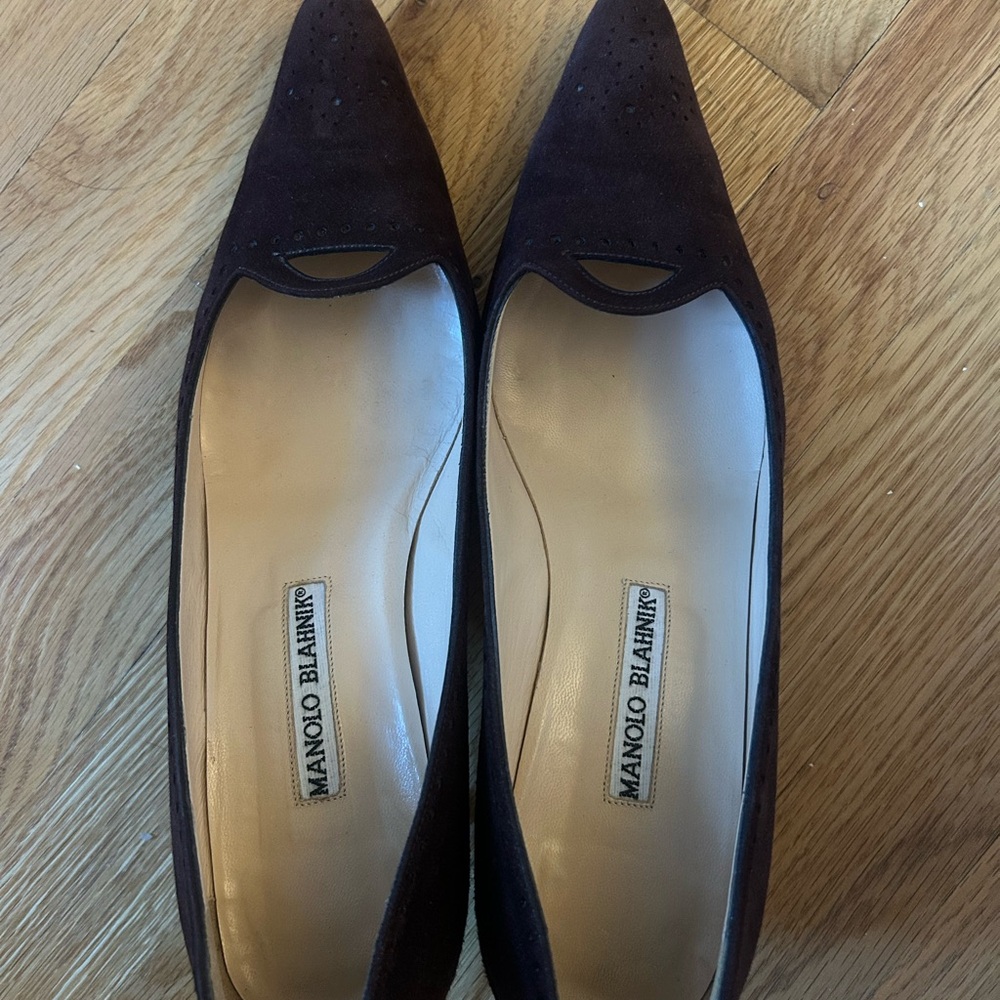 Manolo Blahnik Brown Heels Elegant Design
